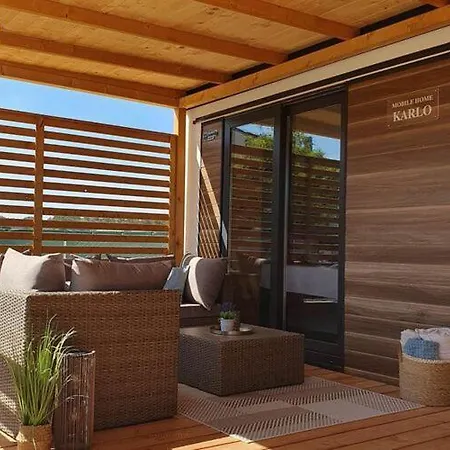 Mobile Homes Karlo & Dino Casa vacanze