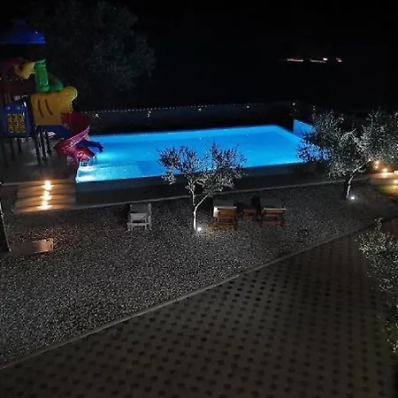 Σπίτι διακοπών Mobile Homes Karlo & Dino *